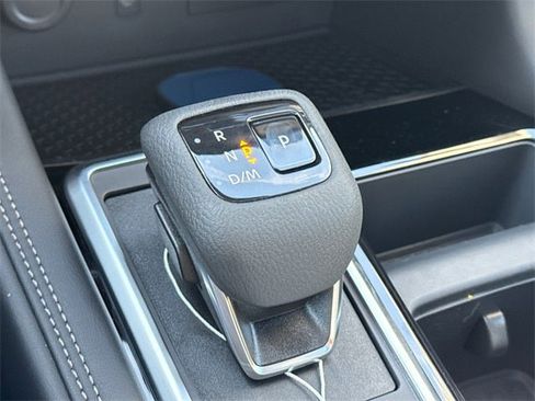 New 2026 Nissan Pathfinder Platinum image 31