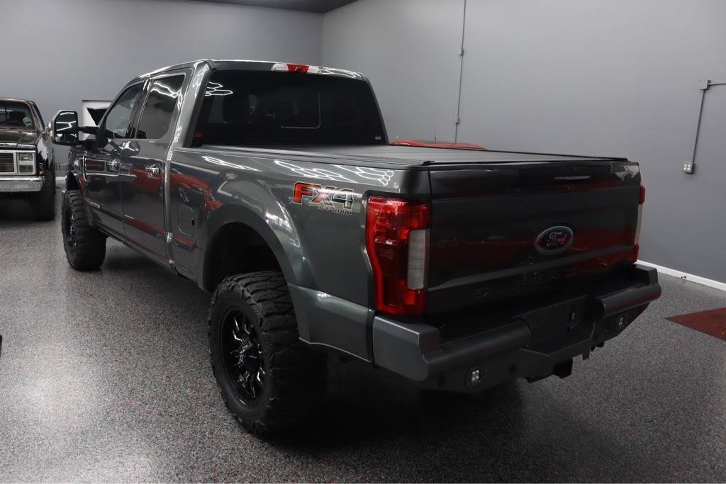 Used 2019 Ford F350 Lariat w/ Lariat Ultimate Package AWD/4WD image 7