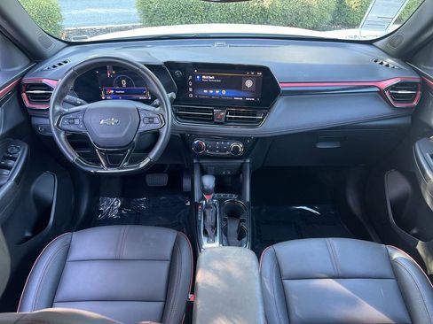 Used 2024 Chevrolet TrailBlazer RS image 23