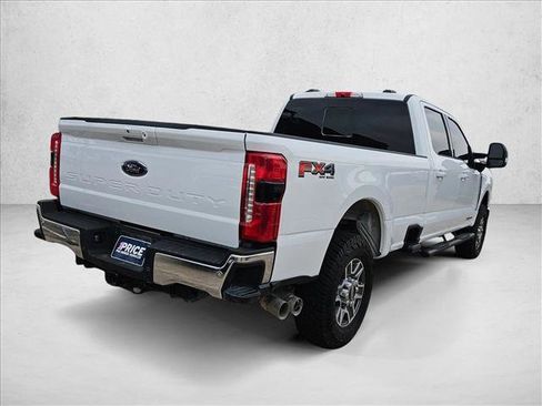 Used 2024 Ford F250 Lariat w/ FX4 Off-Road Package image 5