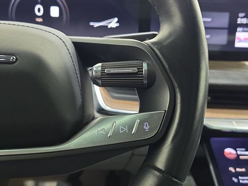 Used 2022 Lucid Air Grand Touring image 21