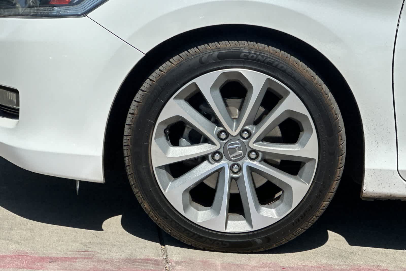 Used 2015 Honda Accord Sport image 12
