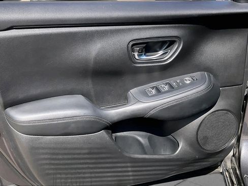 Used 2023 Honda HR-V EX-L image 21