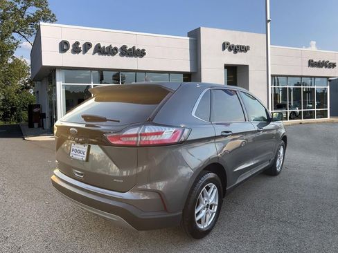 Used 2024 Ford Edge SEL image 2