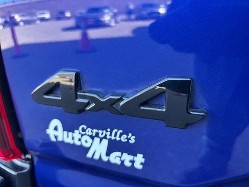 Used 2022 Toyota Tacoma SR5 w/ Technology Package image 26