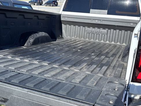 Used 2025 GMC Sierra 2500 Denali w/ Denali Reserve Package image 5