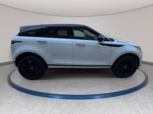 New 2026 Land Rover Range Rover Evoque Hoxton AWD/4WD image 4
