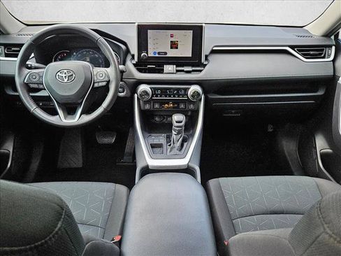 Used 2023 Toyota RAV4 XLE w/ Convenience Package FWD image 16