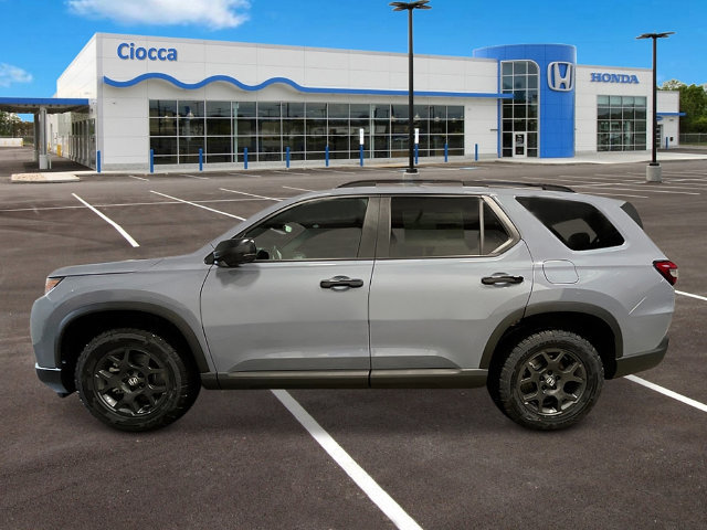 New 2026 Honda Pilot TrailSport image 2