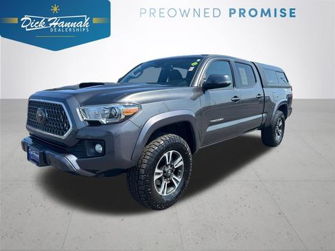 Used 2018 Toyota Tacoma TRD Sport AWD/4WD image 1