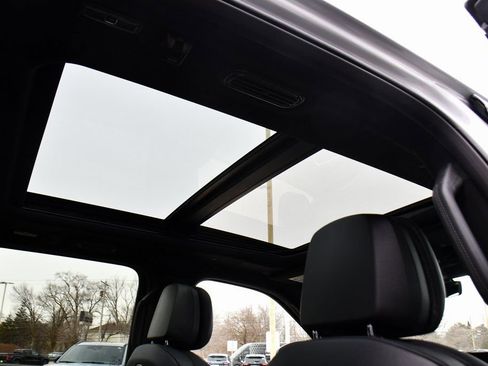 New 2026 Lincoln Navigator Reserve w/ Jet Appearance Package image 17