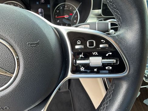 Used 2019 Mercedes-Benz C 300 Sedan image 27