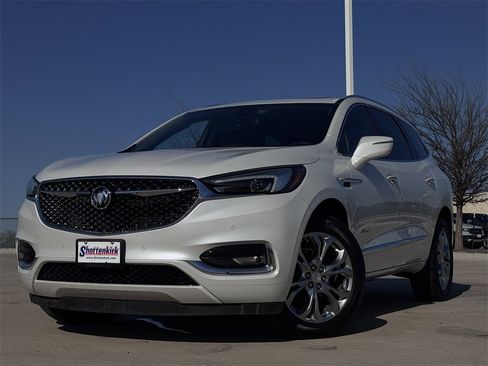 Used 2020 Buick Enclave Avenir image 2