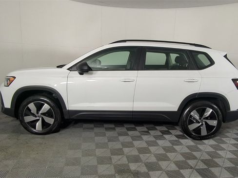 Used 2025 Volkswagen Taos S image 8