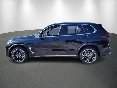 Used 2026 BMW X5 xDrive40i image 4