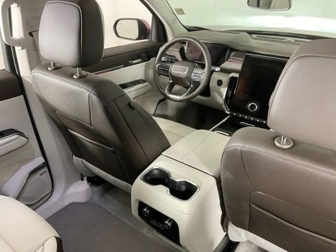 Used 2024 GMC Acadia Denali image 35