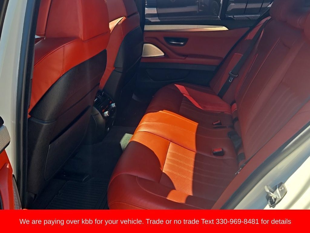Used 2014 BMW M5 RWD image 33
