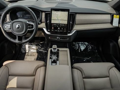New 2026 Volvo XC90 T8 Ultra w/ Protection Package Premier AWD/4WD image 21
