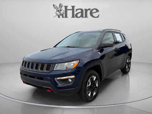 Used 2018 Jeep Compass Trailhawk w/ Leather Interior Group AWD/4WD image 1