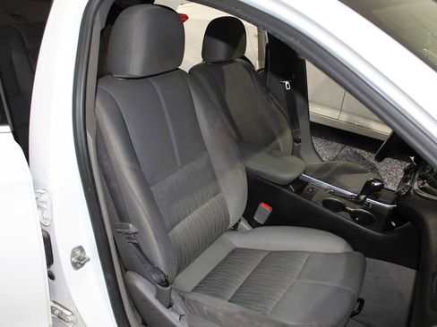 Used 2017 Chevrolet Impala LS image 10