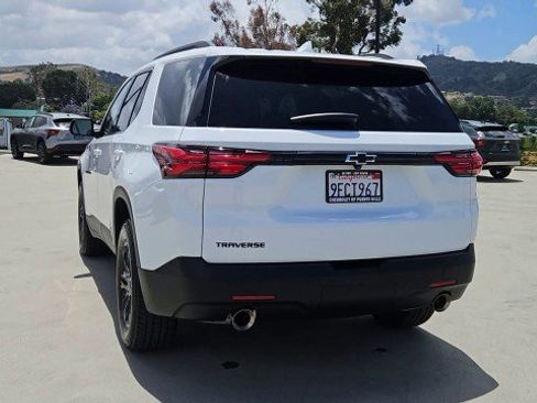 Used 2023 Chevrolet Traverse LS w/ Midnight/Sport Edition FWD image 7