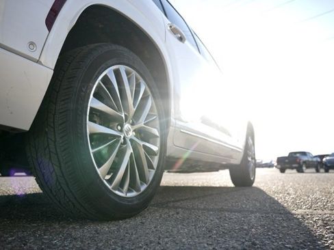 Used 2025 Buick Enclave Avenir w/ Super Cruise Package image 8