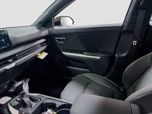 New 2025 Kia K4 GT-Line image 23