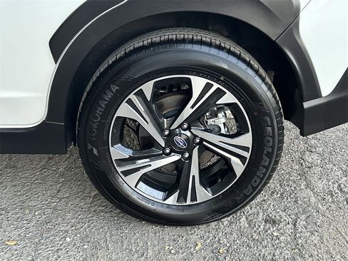 Certified 2025 Subaru Crosstrek 2.5i Premium image 11