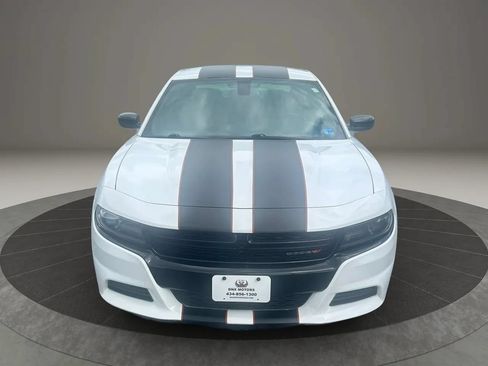 Used 2016 Dodge Charger SE w/ Blacktop Package RWD image 8
