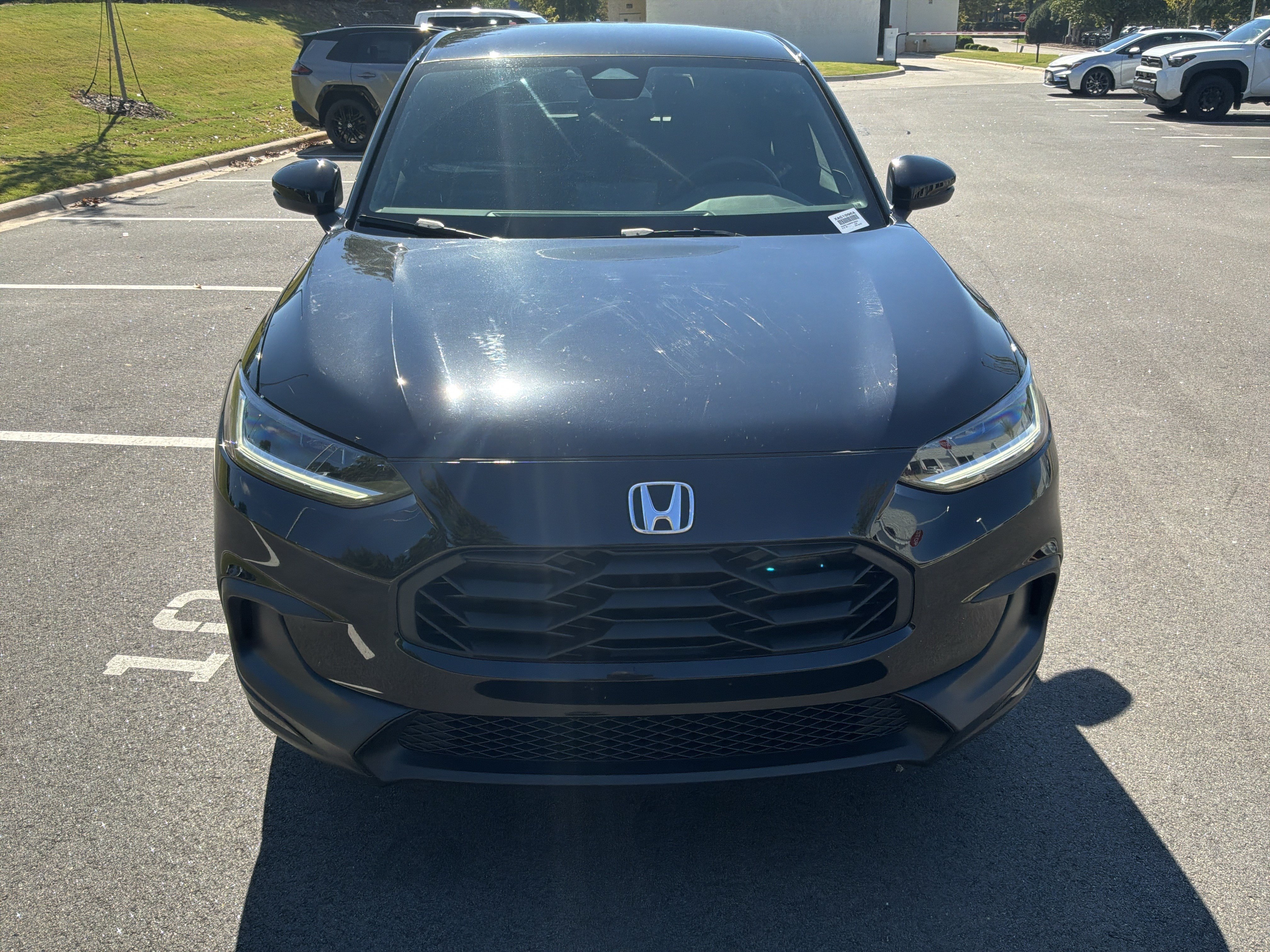 Used 2023 Honda HR-V Sport image 3