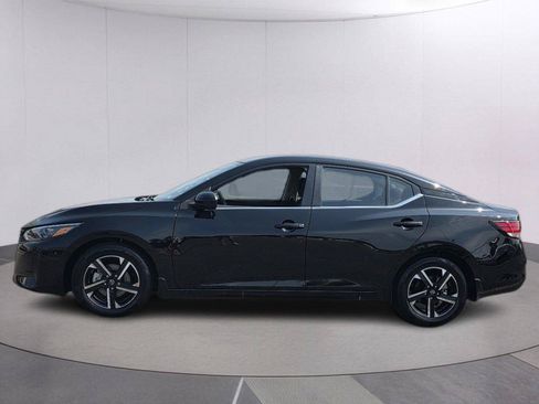 Used 2025 Nissan Sentra SV FWD image 8