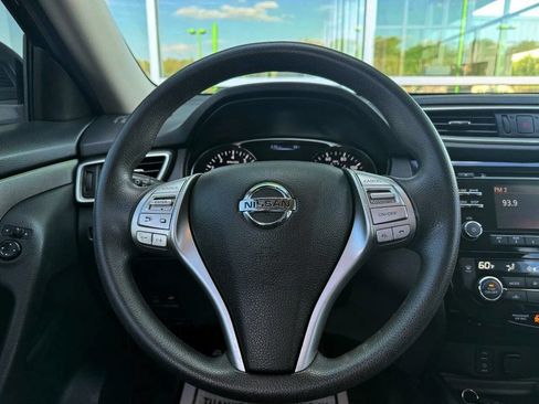 Used 2016 Nissan Rogue SV AWD/4WD image 19