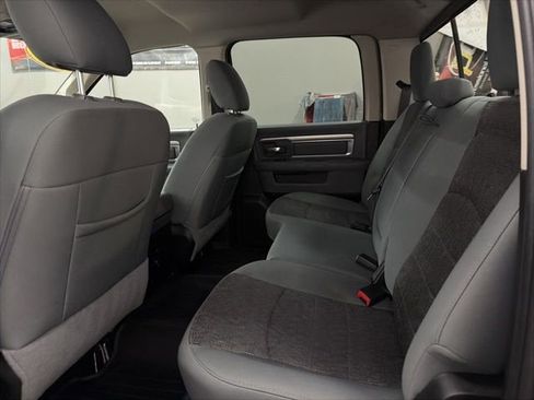 Used 2019 RAM 1500 Big Horn image 18