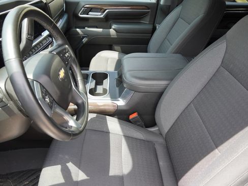 Used 2024 Chevrolet Silverado 2500 LT w/ Texas Edition AWD/4WD image 18