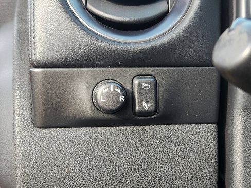 Used 2012 Nissan GT-R Premium AWD/4WD image 21
