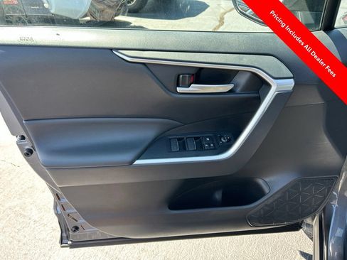 Used 2025 Toyota RAV4 XLE w/ Convenience Package FWD image 4