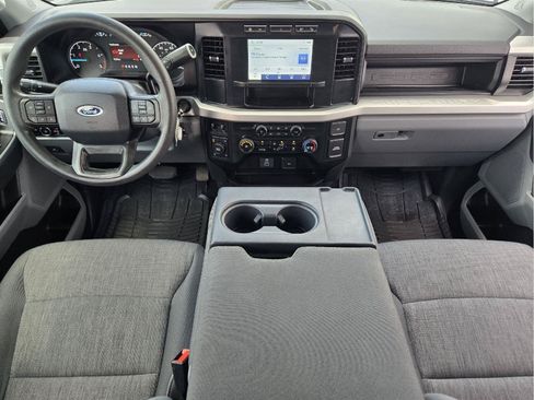 Used 2023 Ford F250 XL w/ STX Appearance Package AWD/4WD image 23