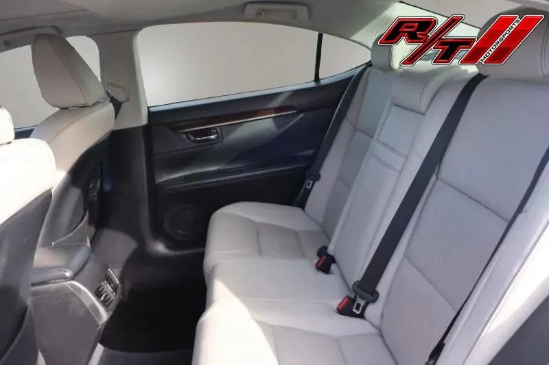 Used 2014 Lexus ES 350 w/ Premium Package FWD image 22