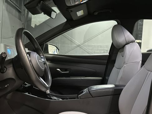 Used 2025 Hyundai Santa Cruz SEL AWD/4WD image 8