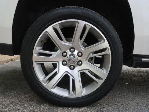 Used 2018 Cadillac Escalade Premium Luxury image 56