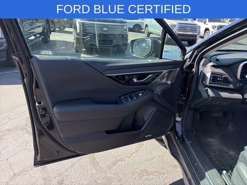 Used 2025 Subaru Outback Limited AWD/4WD image 16