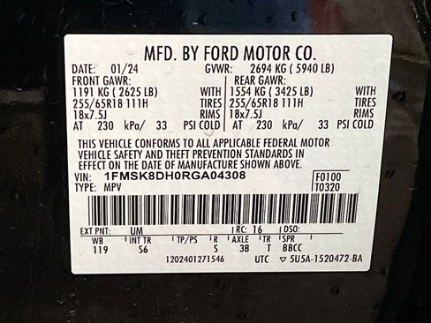 Used 2024 Ford Explorer XLT w/ Equipment Group 202A AWD/4WD image 32
