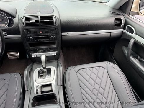 Used 2005 Porsche Cayenne S AWD/4WD image 12