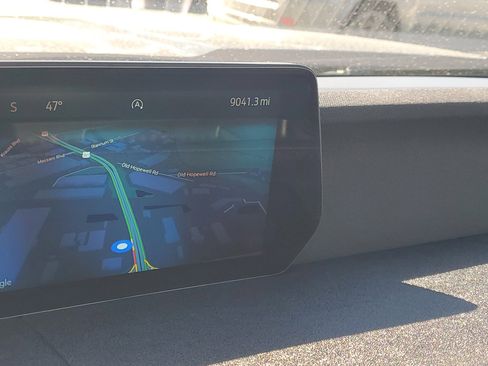 Certified 2025 Ford Expedition Platinum image 25