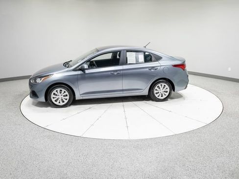 Used 2020 Hyundai Accent SE FWD image 30
