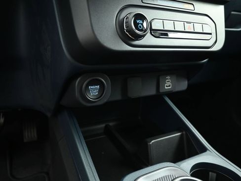 New 2025 Ford Maverick XLT w/ XLT Luxury Package image 16