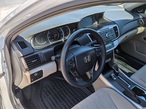 Used 2015 Honda Accord EX image 9