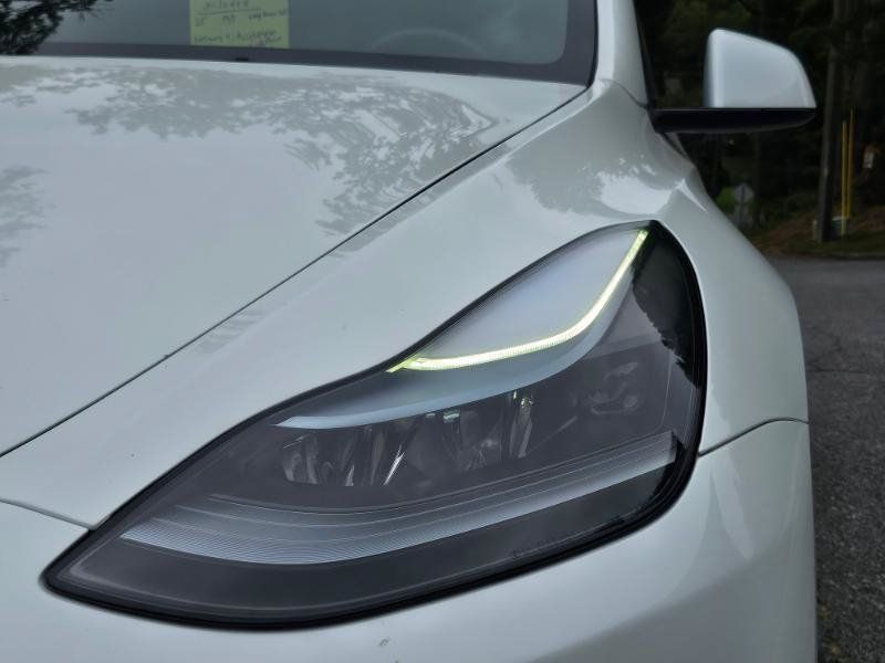 Used 2025 Tesla Model Y Long Range AWD/4WD image 27