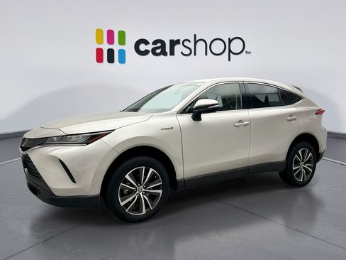 Used 2021 Toyota Venza LE AWD/4WD image 1