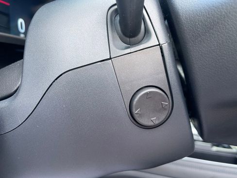 New 2025 Ford F350 Platinum w/ FX4 Off-Road Package image 17